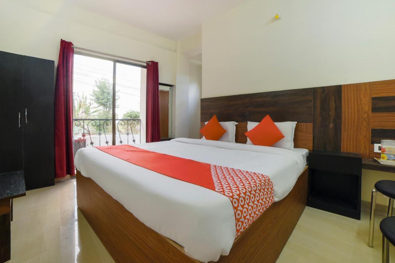 Oyo 40726 Classic Guest House Шилонг Екстериор снимка
