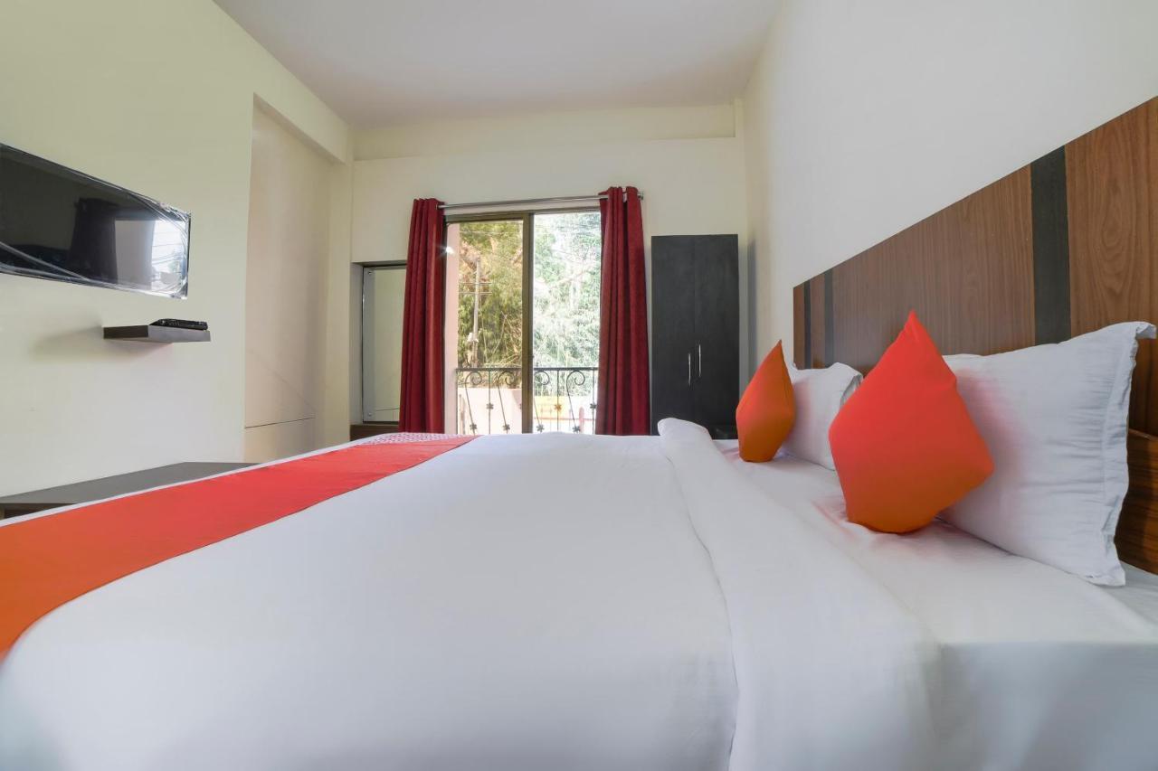 Oyo 40726 Classic Guest House Шилонг Екстериор снимка