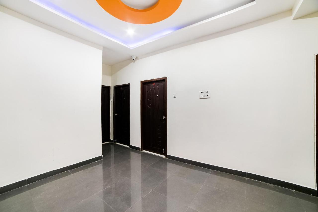 Oyo 40726 Classic Guest House Шилонг Екстериор снимка